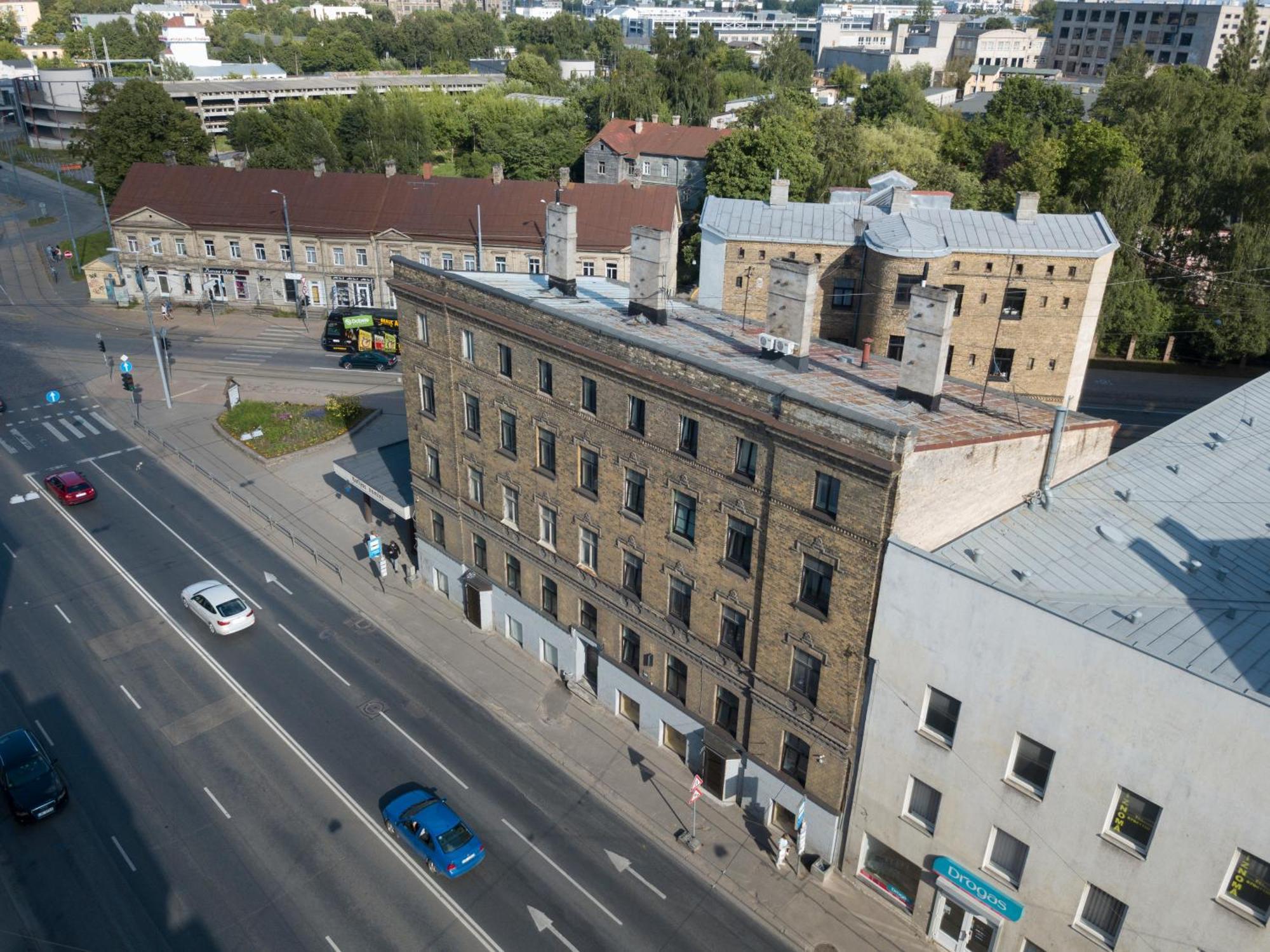 Aparthotel リガ エクステリア 写真 The building of the former Kaunas Jewish school