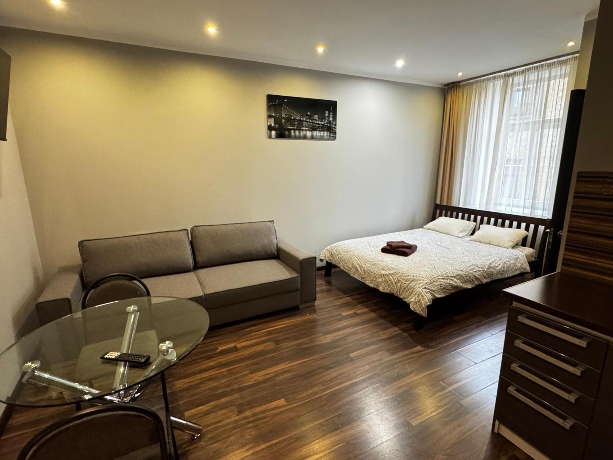 Aparthotel リガ エクステリア 写真 A studio apartment in London