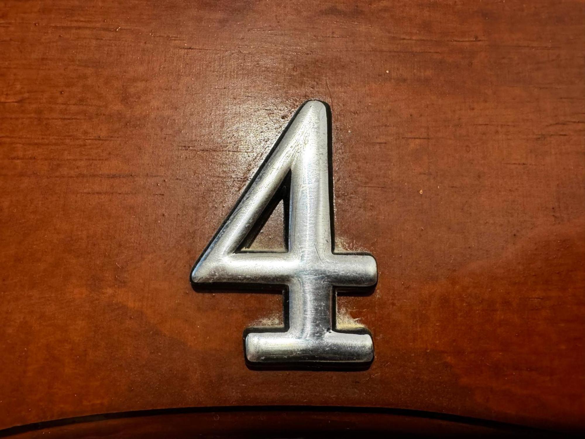 Aparthotel リガ 部屋 写真 4th Division insignia